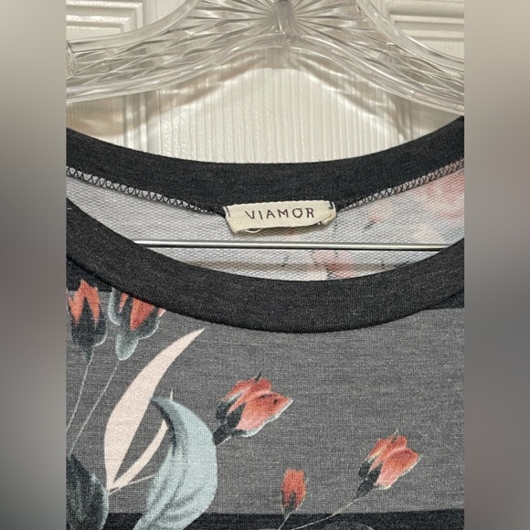 Viamor Sweatshirt Dress Gray Long Sleeves Elbow Patches & Floral Striped patter - Picture 5 of 7